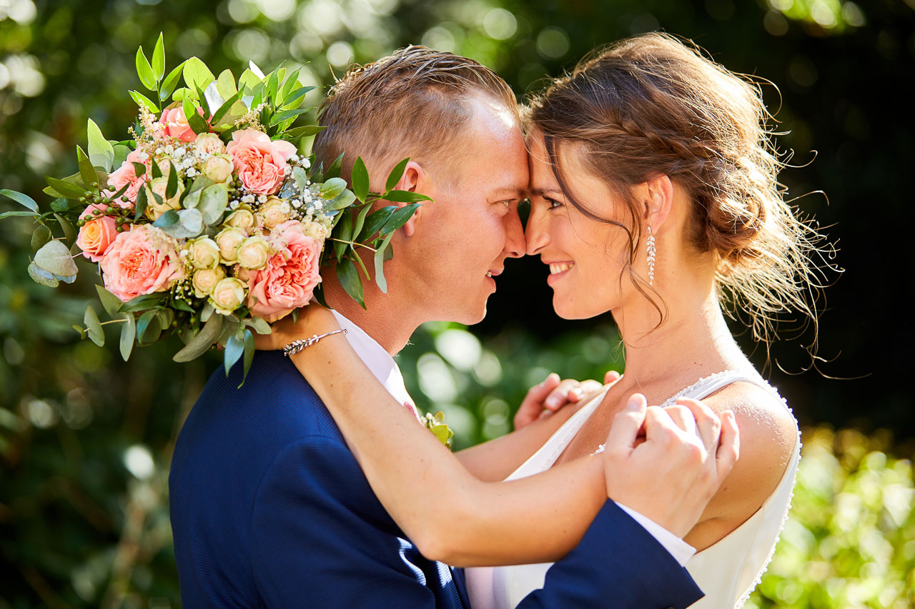 Foto uit de huwelijksreportage van Dominique en Kevin door huwelijksfotograaf Jorick Michiels