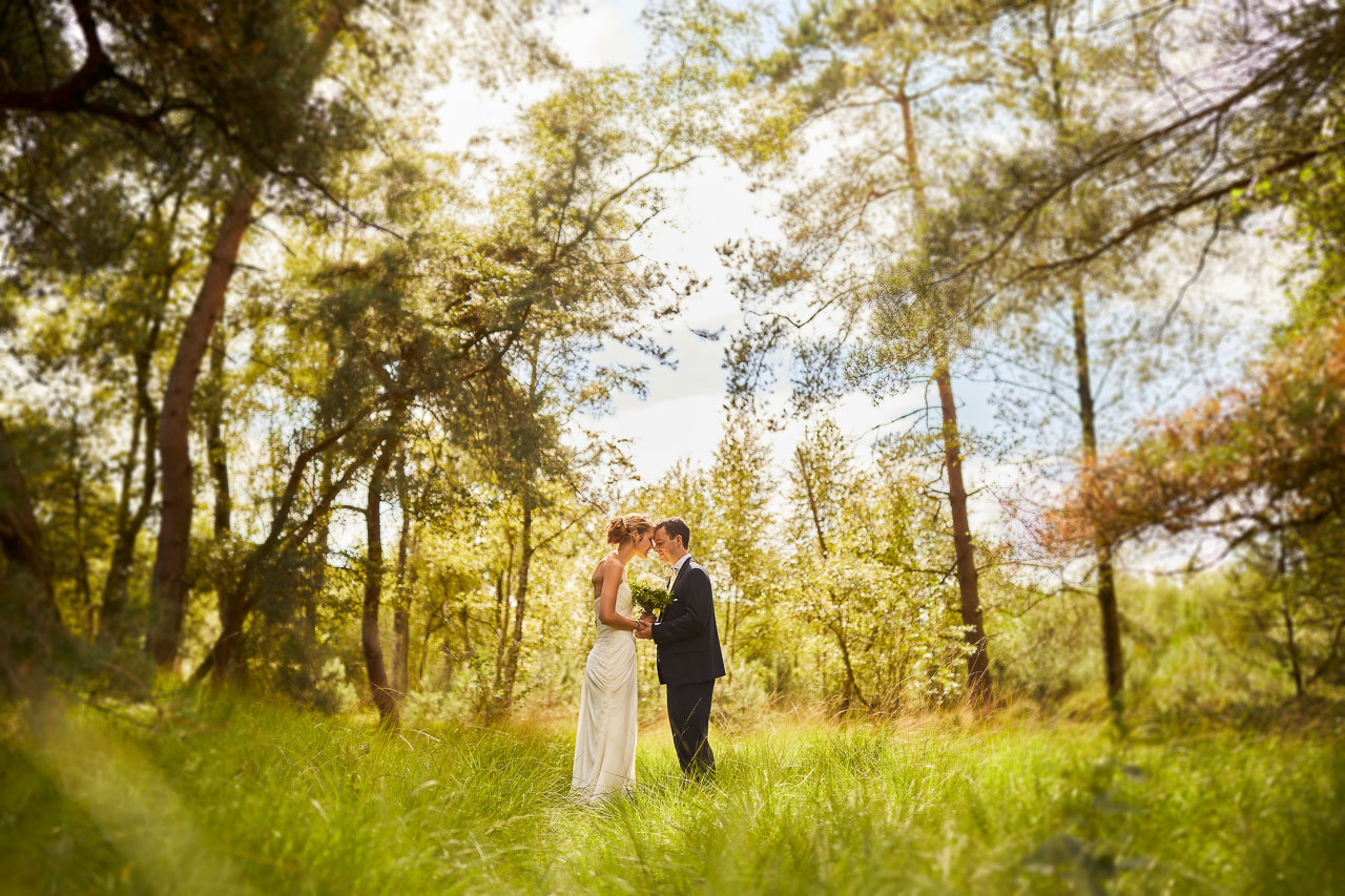 Foto uit de huwelijksreportage van Elske en Thomas door huwelijksfotograaf Jorick Michiels