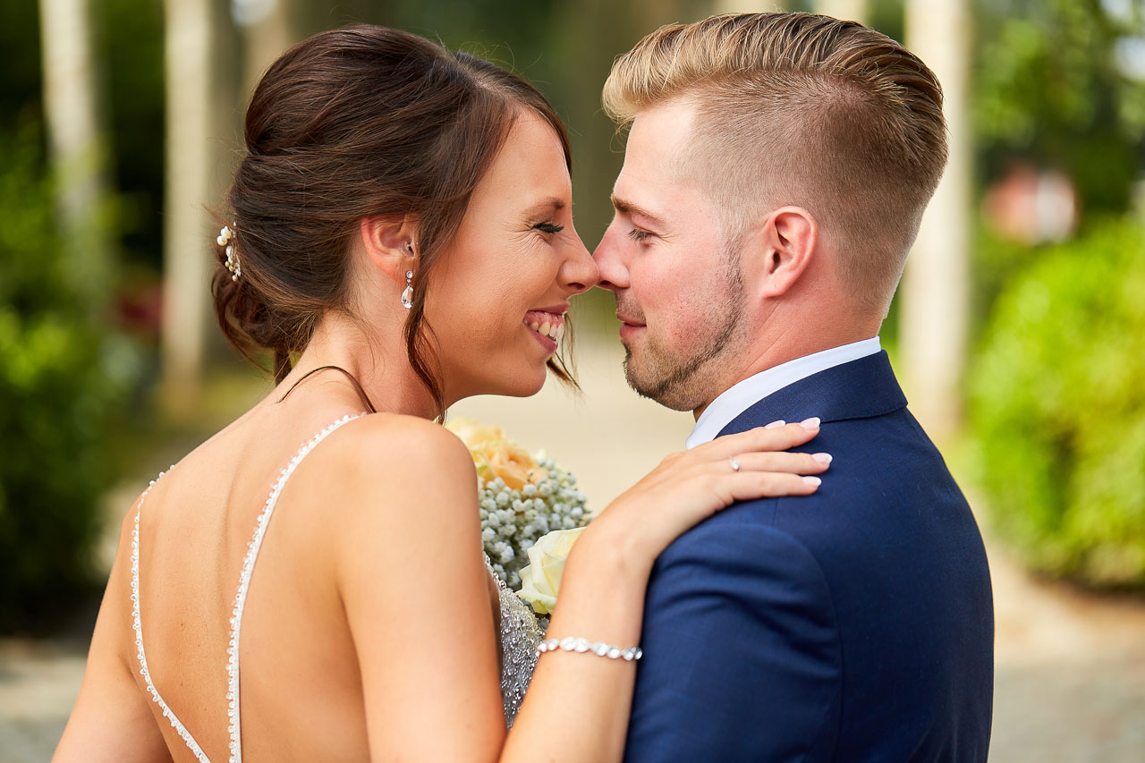 Foto uit de huwelijksreportage van Kelly en Jony door huwelijksfotograaf Jorick Michiels