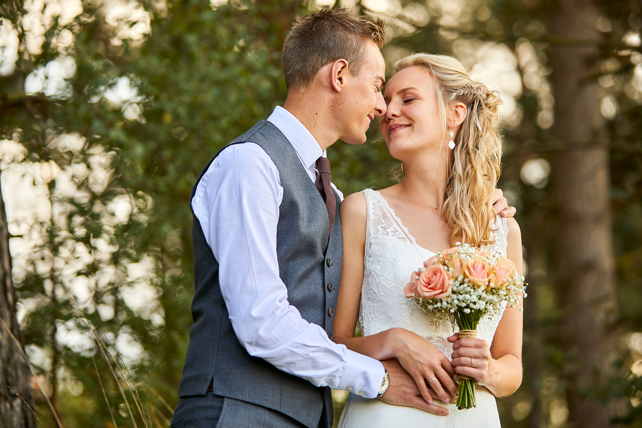 Foto uit de huwelijksreportage van Liesbeth en Kevin door huwelijksfotograaf Jorick Michiels