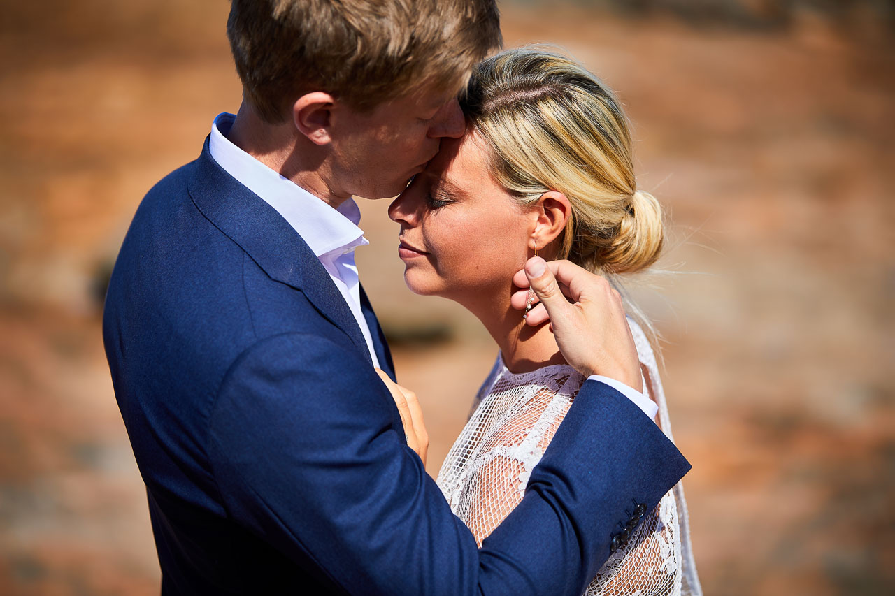 Foto uit de huwelijksreportage van Zoë en Yannick door huwelijksfotograaf Jorick Michiels
